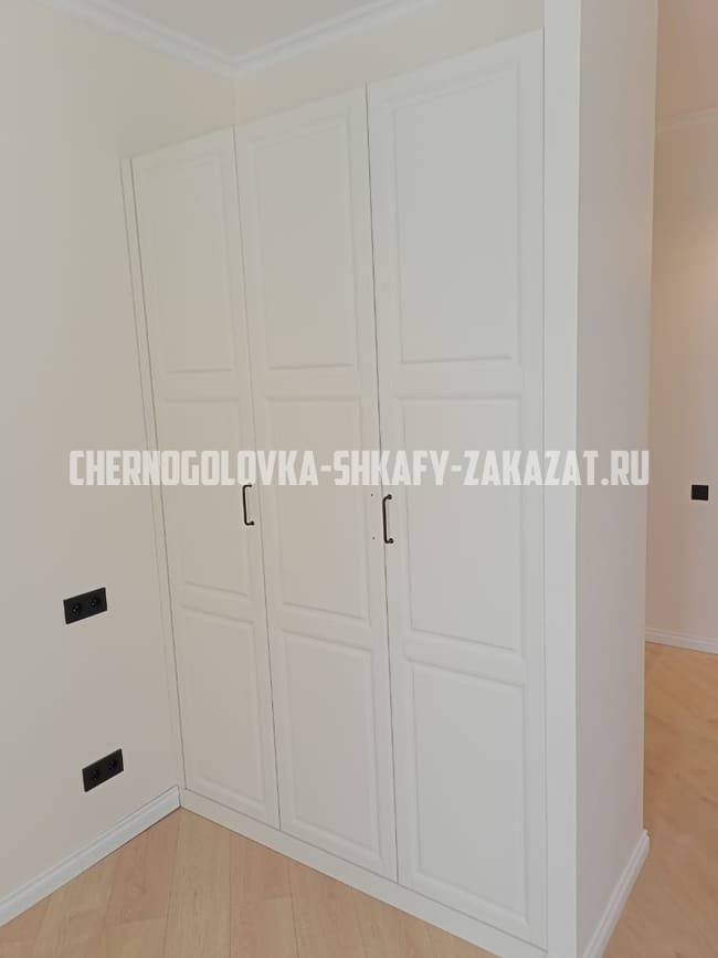 Распашные шкафы Черноголовка
