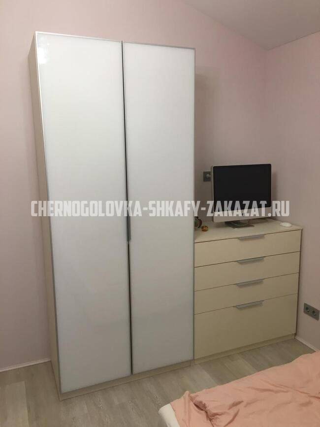 Распашные шкафы Черноголовка