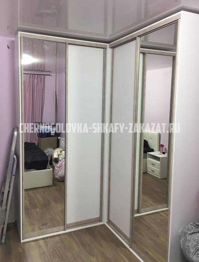 Шкафы угловые Черноголовка
